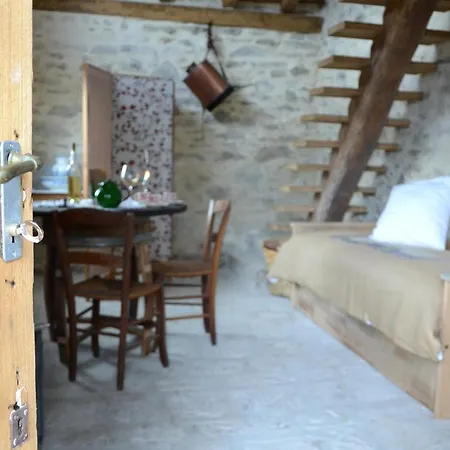 Cabane Vigneronne * Gan