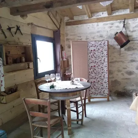 Lodge Cabane Vigneronne *