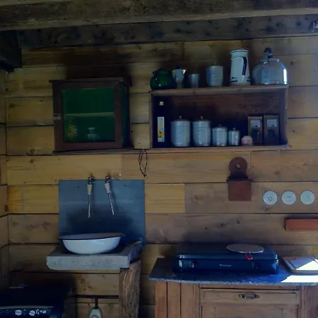 Lodge Cabane Vigneronne *