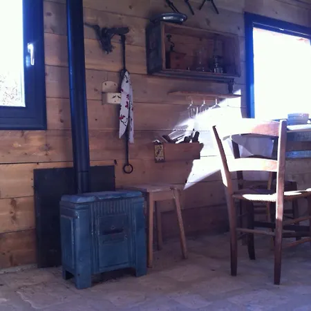 Cabane Vigneronne *